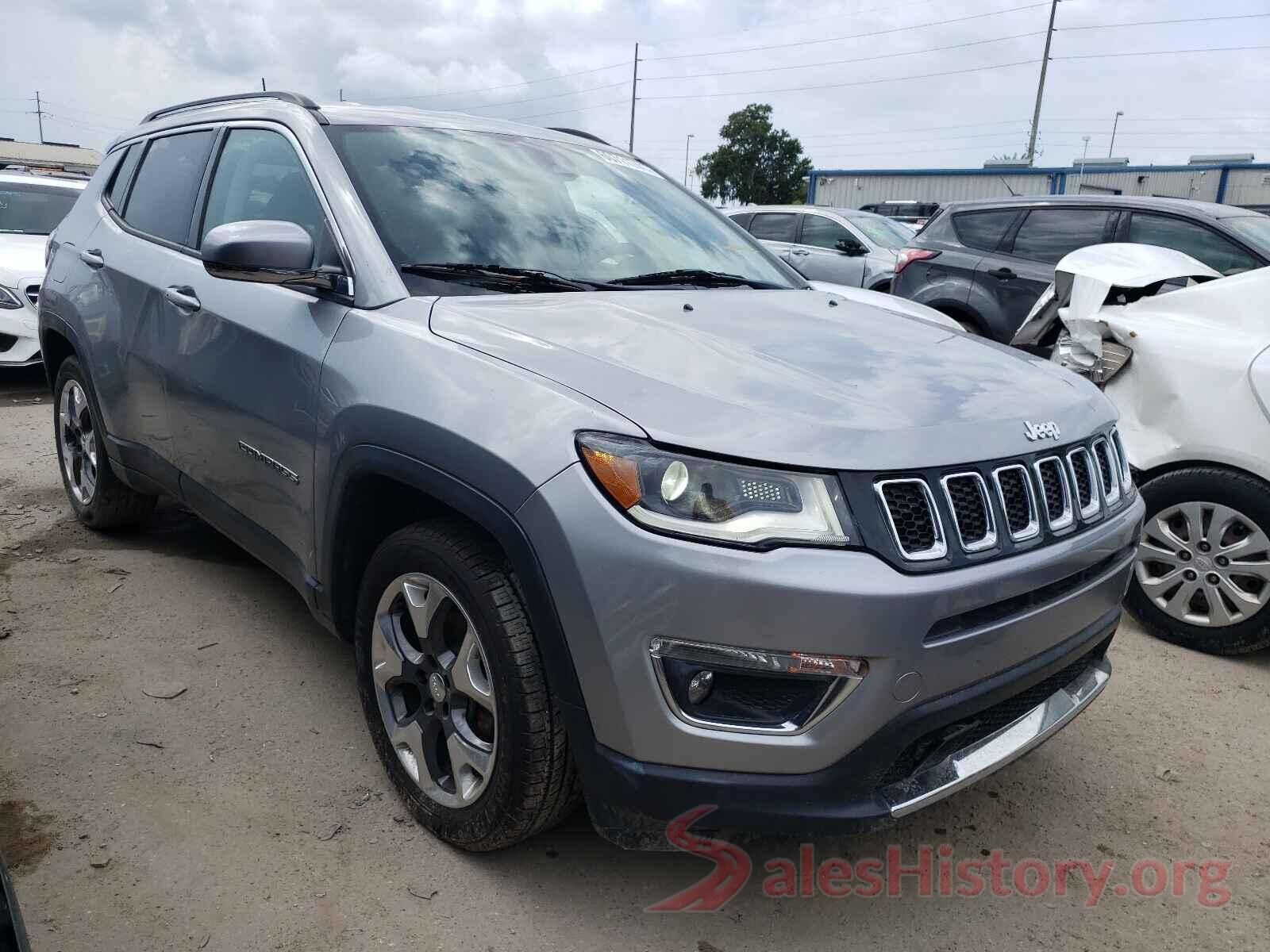 3C4NJCCB7JT358699 2018 JEEP COMPASS