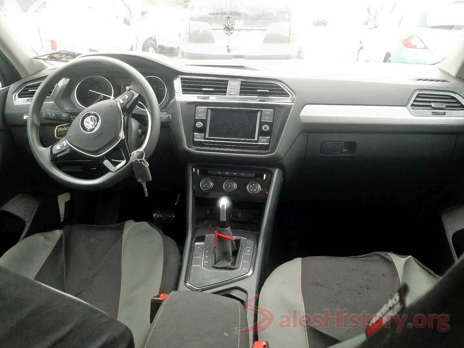 3VV1B7AX2KM103232 2019 VOLKSWAGEN TIGUAN