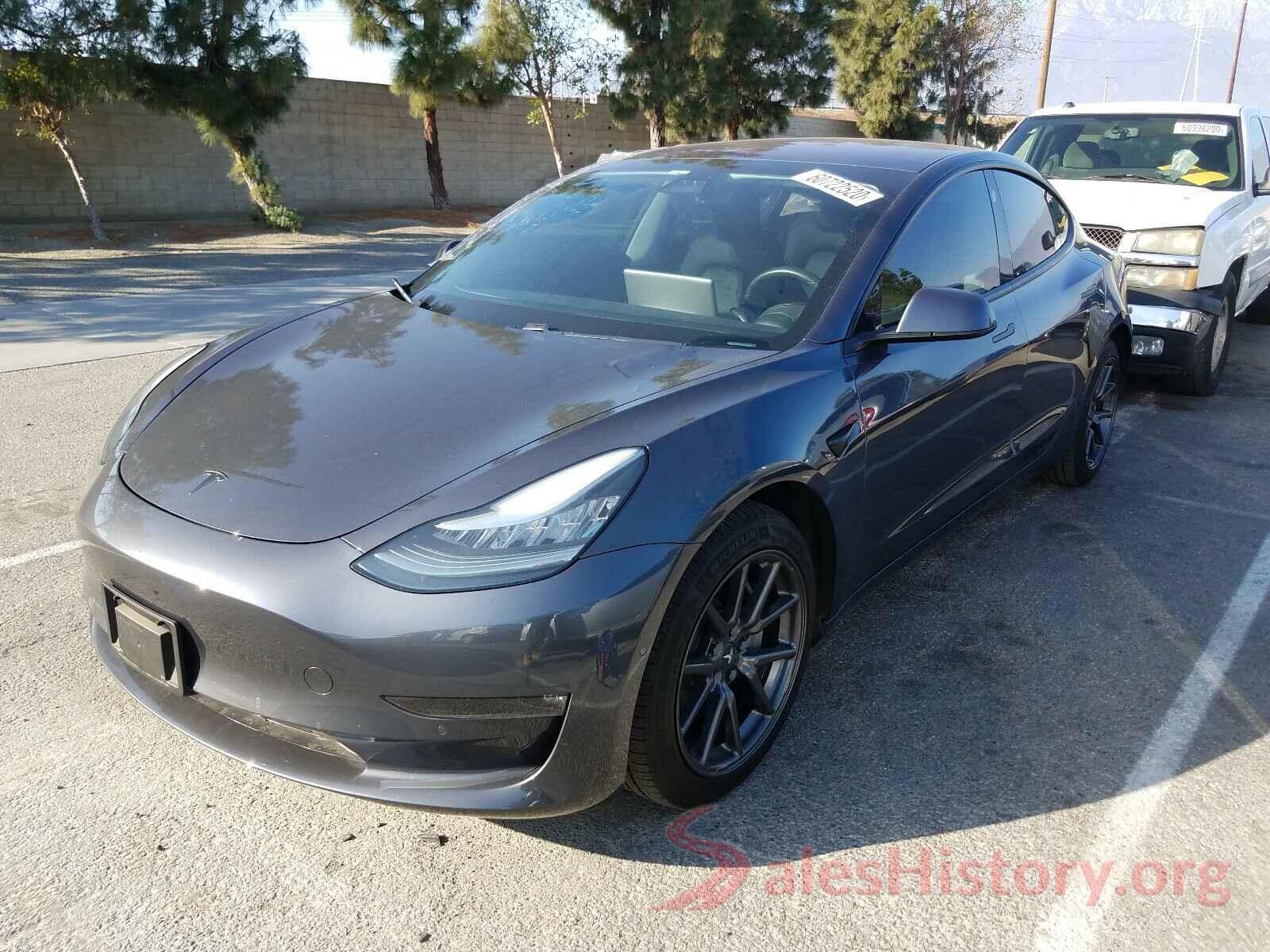 5YJ3E1EA5JF158844 2018 TESLA MODEL 3