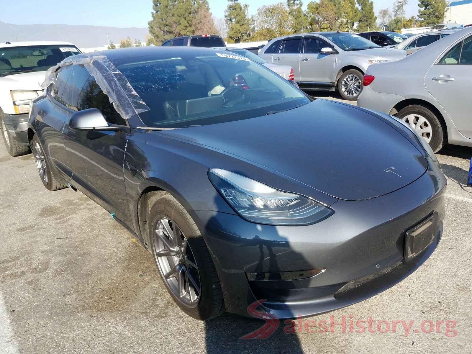 5YJ3E1EA5JF158844 2018 TESLA MODEL 3