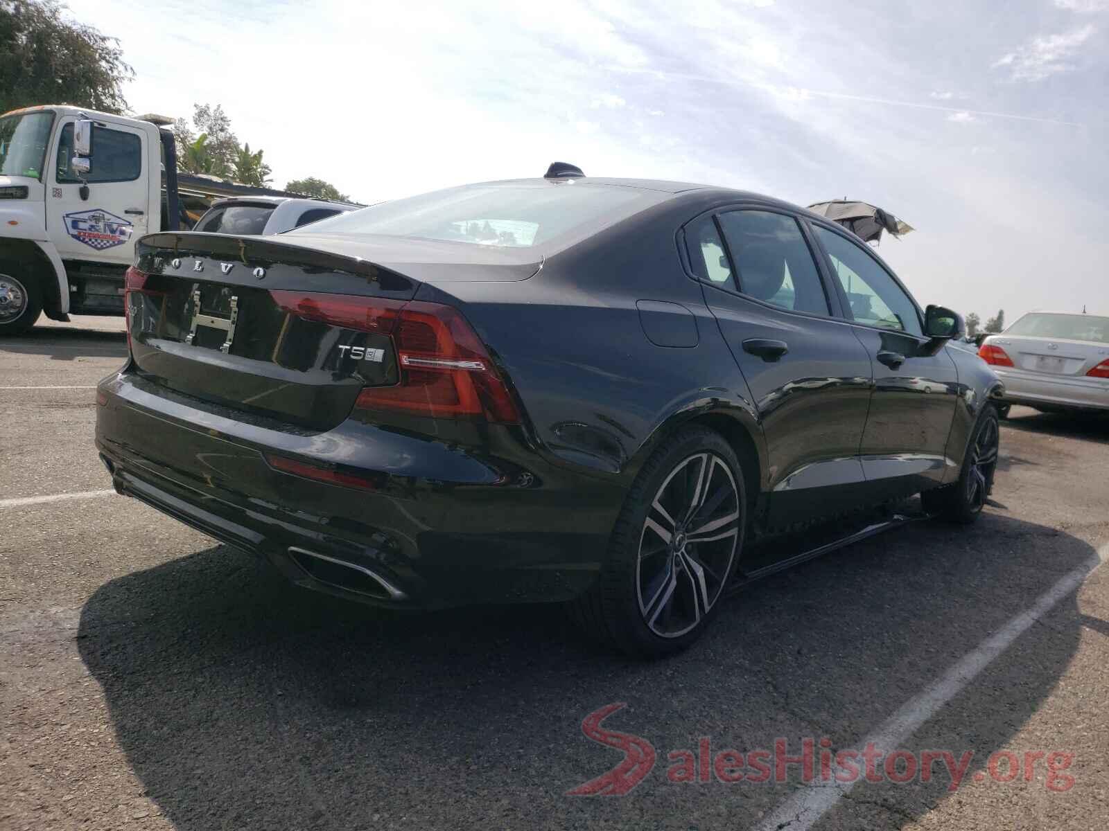 7JR102FM1KG013264 2019 VOLVO S60