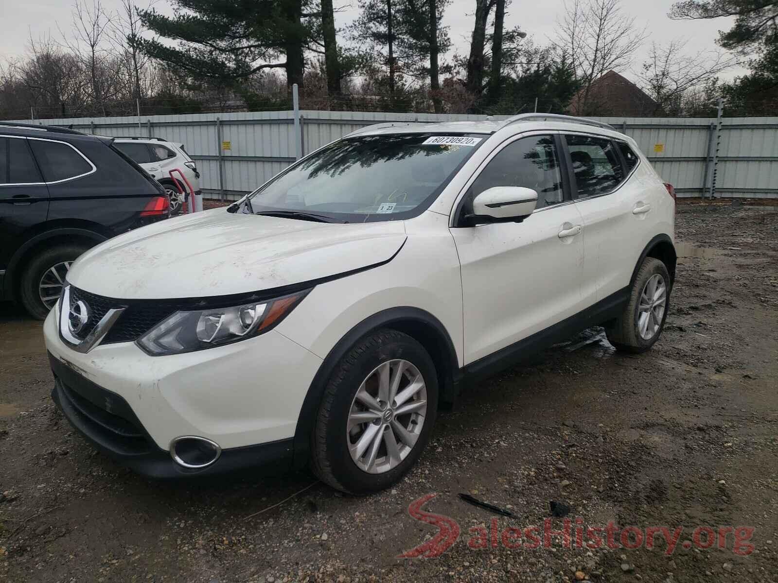 JN1BJ1CR5JW204512 2018 NISSAN ROGUE