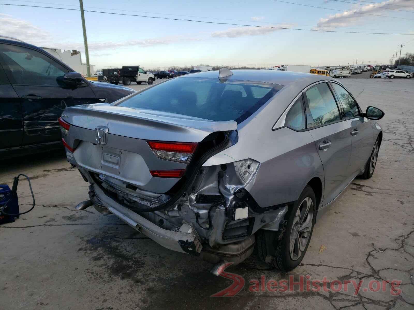 1HGCV1F45JA258879 2018 HONDA ACCORD