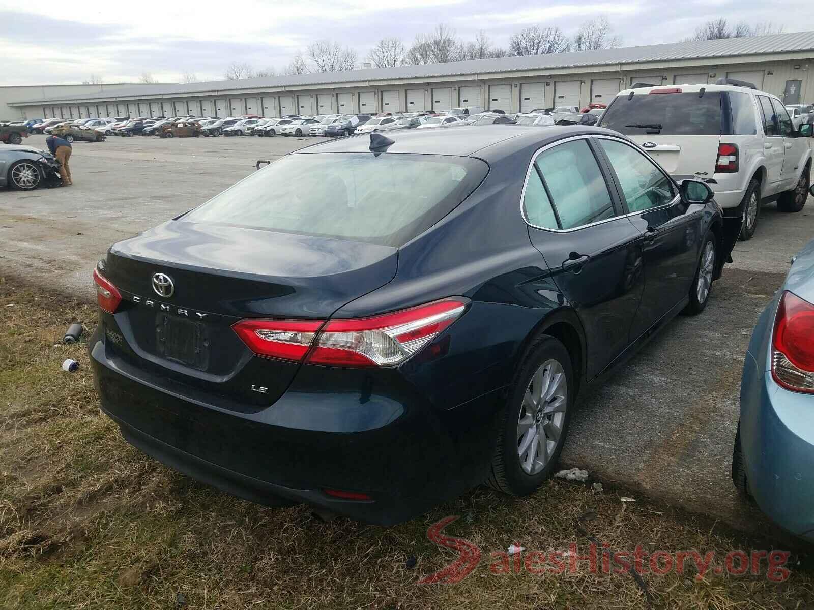 4T1B11HK4KU747139 2019 TOYOTA CAMRY