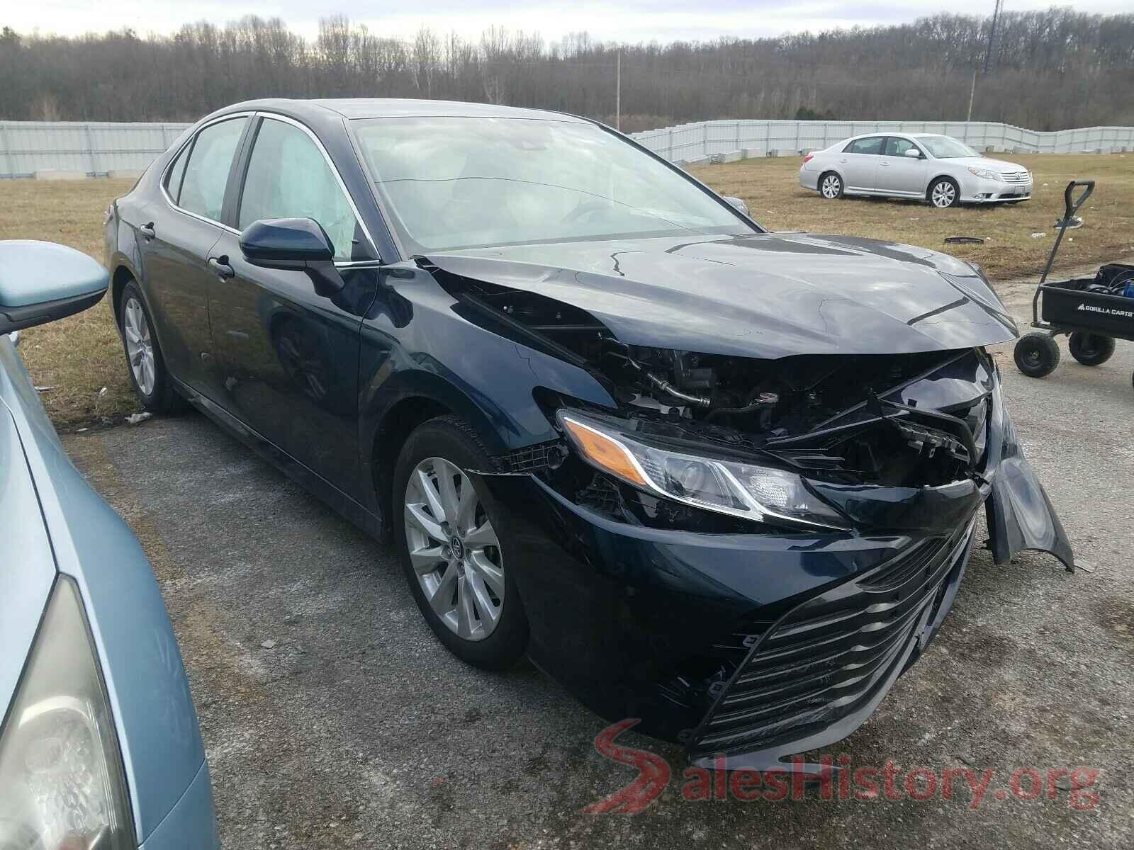 4T1B11HK4KU747139 2019 TOYOTA CAMRY