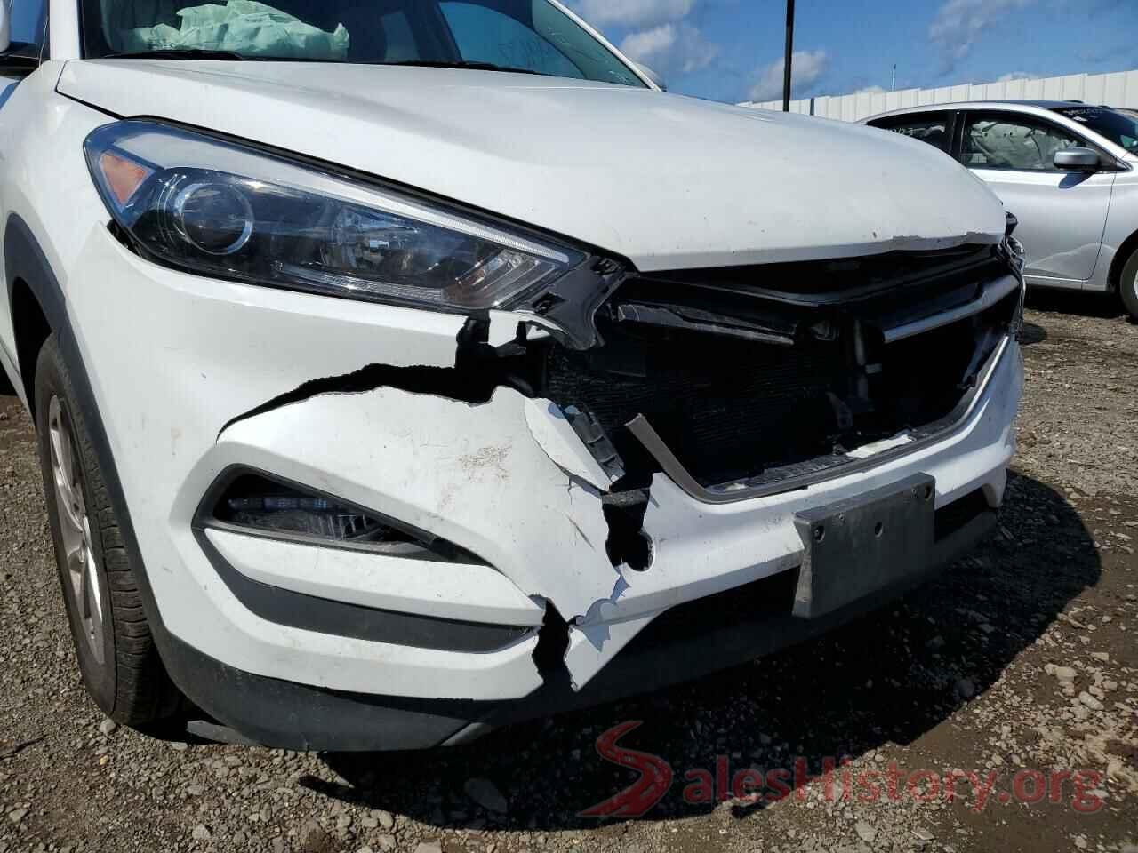 KM8J3CA42JU758149 2018 HYUNDAI TUCSON