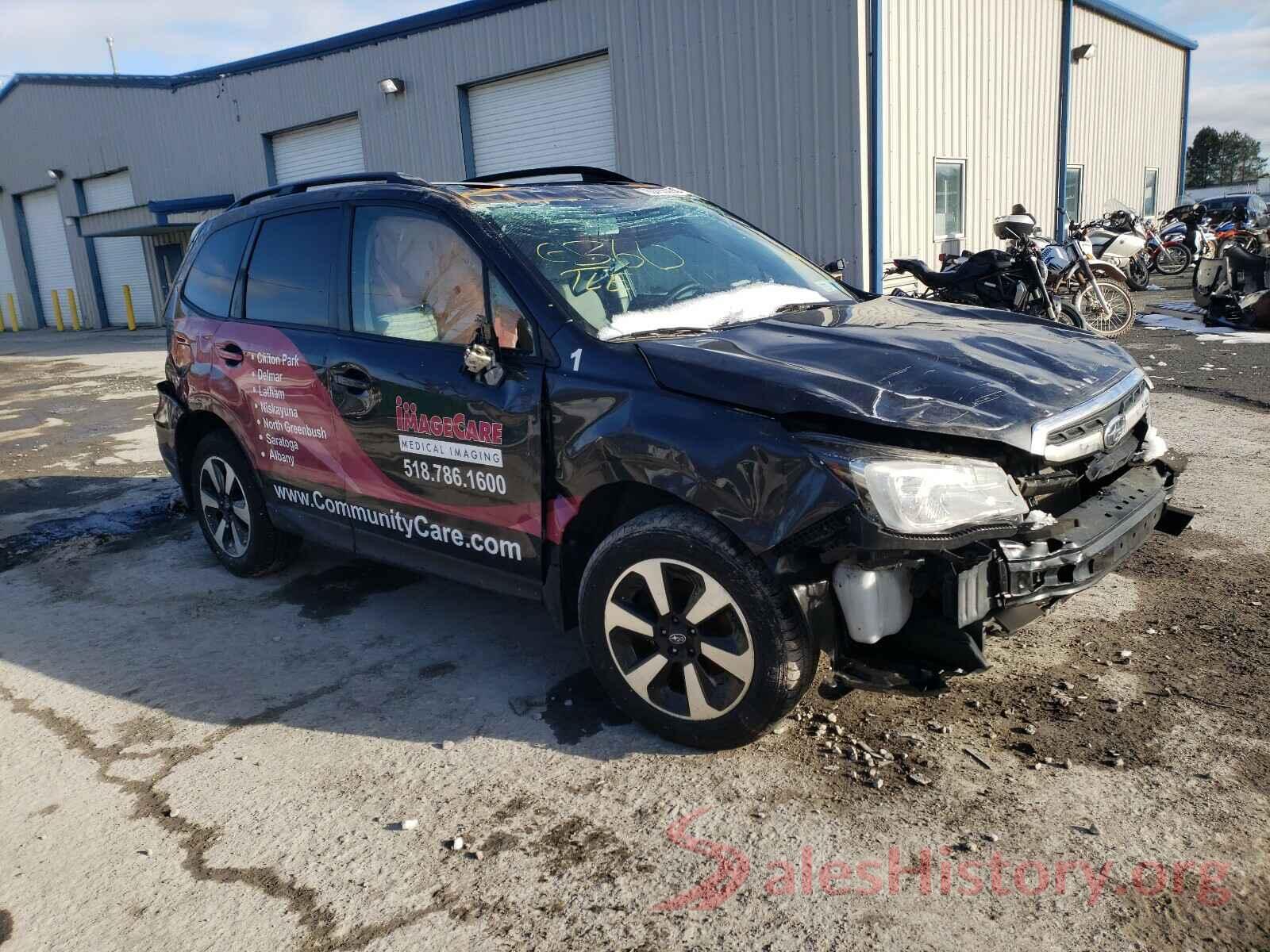 JF2SJAEC4JH432707 2018 SUBARU FORESTER