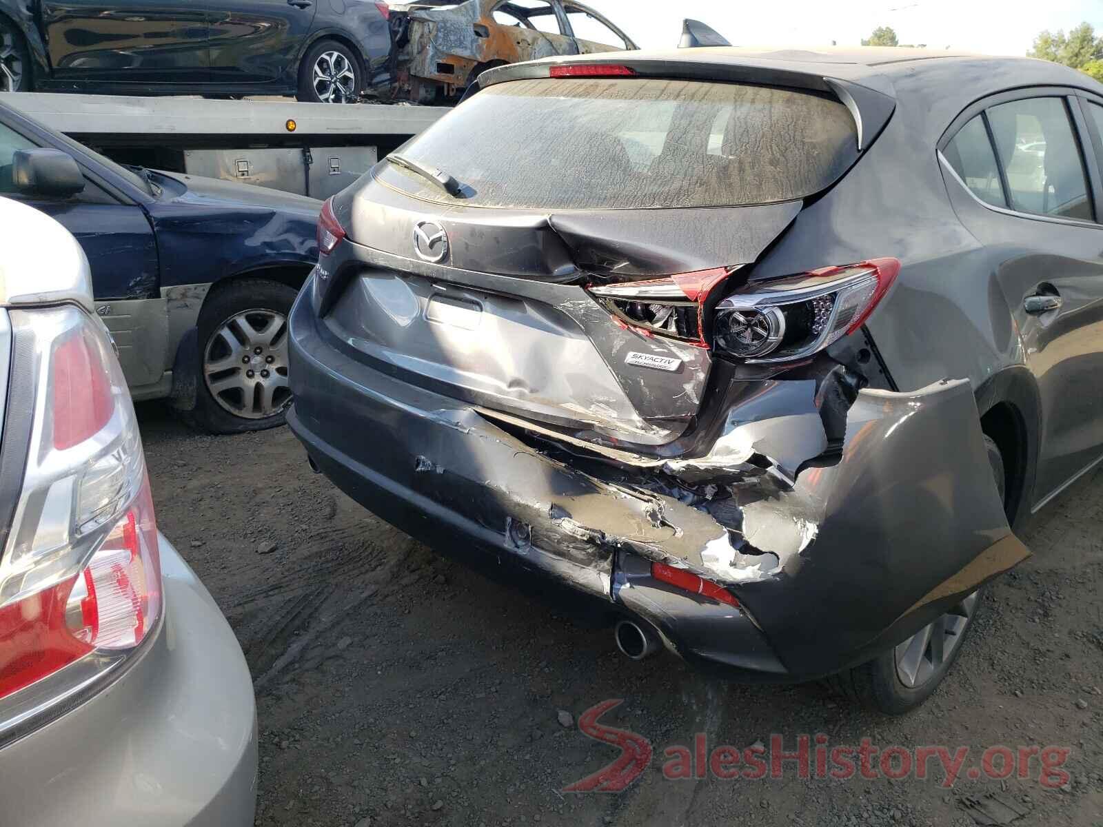 3MZBN1M36JM176843 2018 MAZDA 3