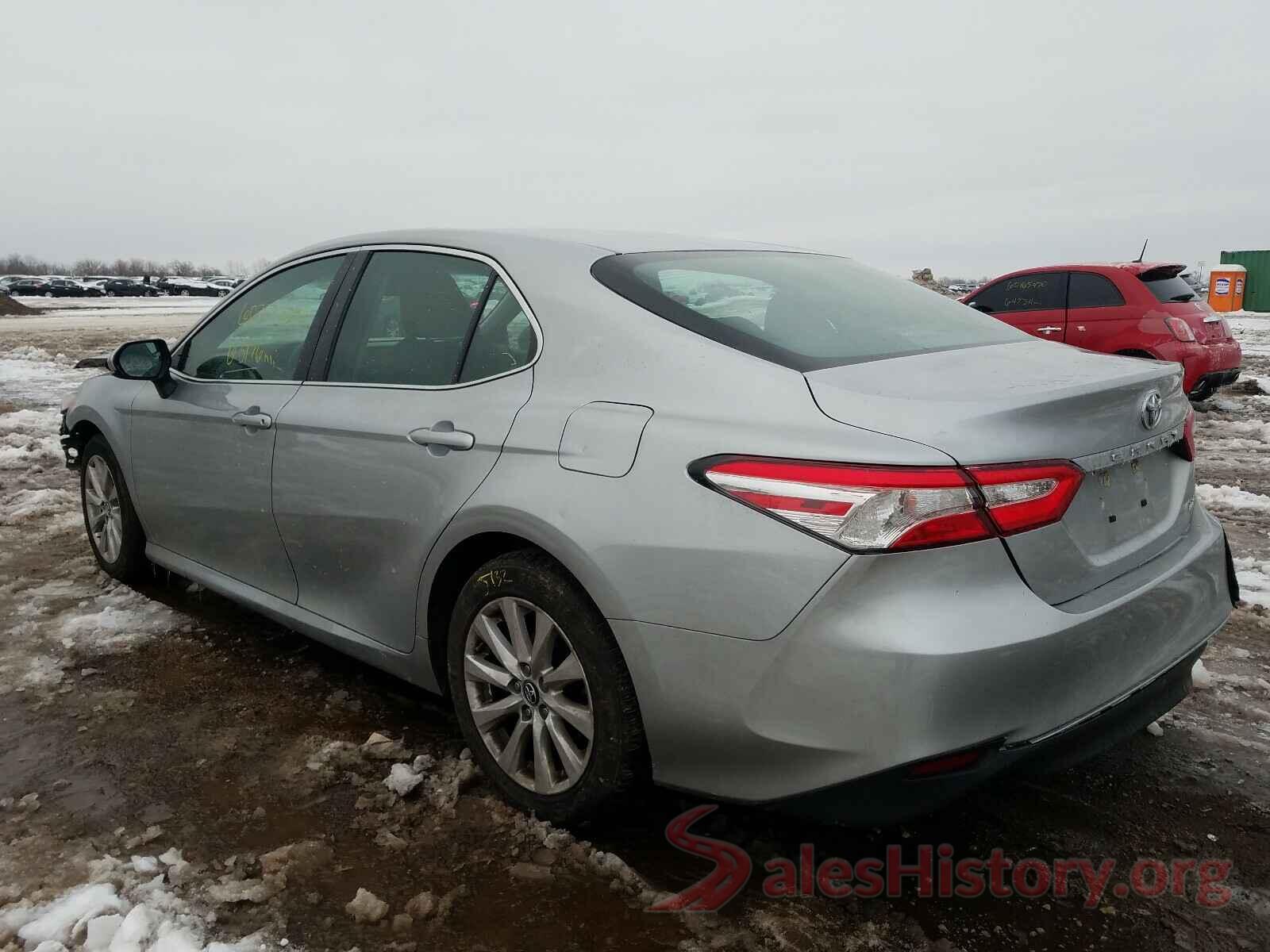 4T1B11HK2JU117831 2018 TOYOTA CAMRY