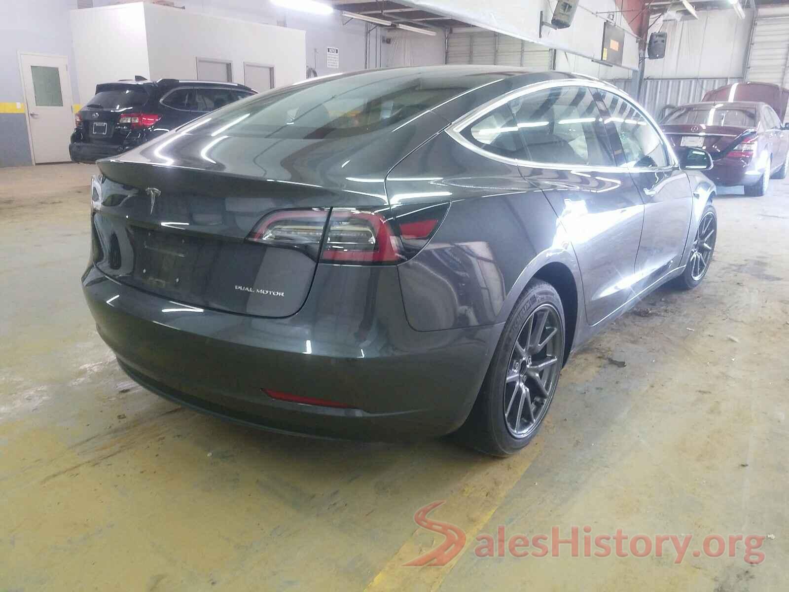 5YJ3E1EB8JF119531 2018 TESLA MODEL 3