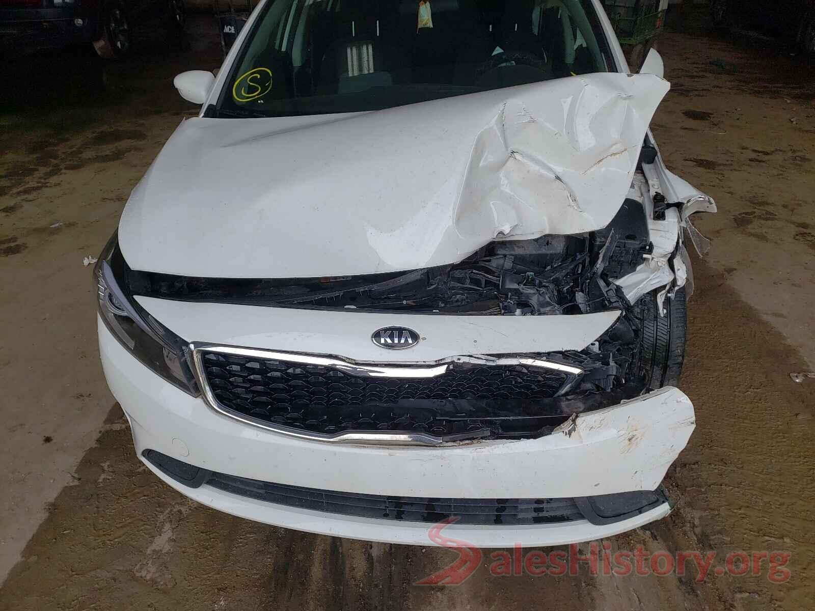 3KPFL4A70JE215181 2018 KIA FORTE