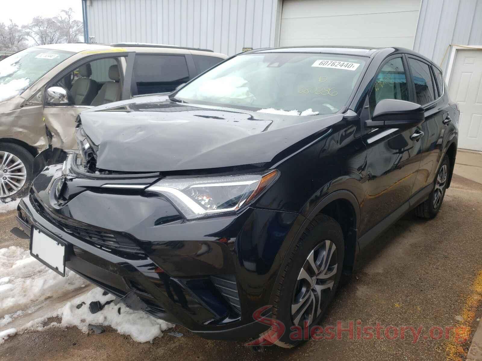 2T3BFREV5HW680386 2017 TOYOTA RAV4