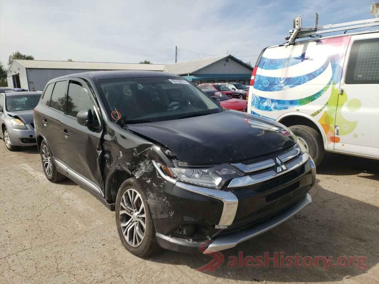 JA4AD2A30JJ004861 2018 MITSUBISHI OUTLANDER