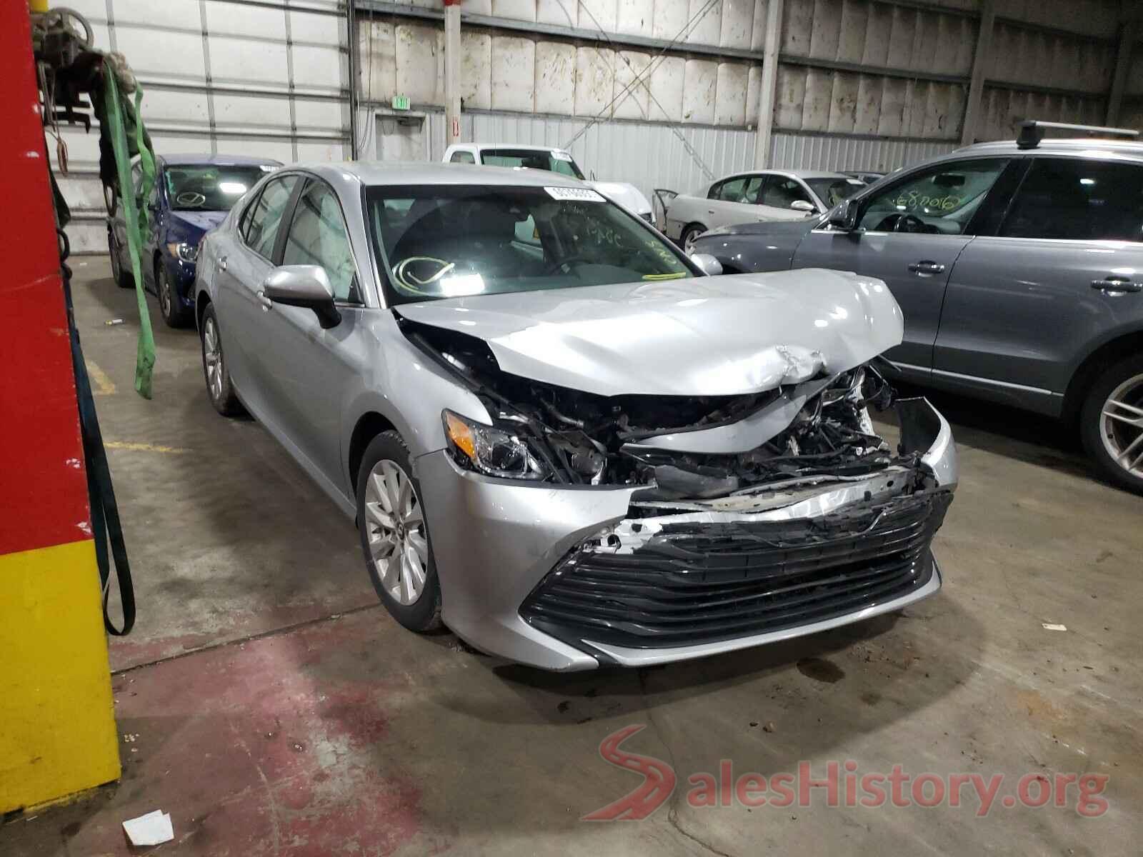 4T1B11HKXJU004502 2018 TOYOTA CAMRY