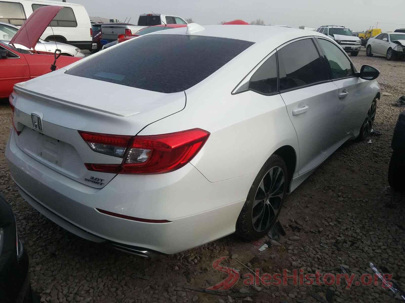 1HGCV2F33JA018839 2018 HONDA ACCORD