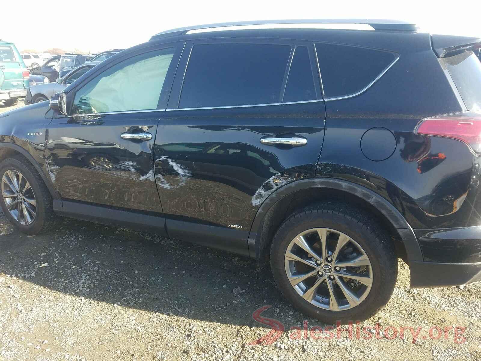 JTMDJREV7JD253916 2018 TOYOTA RAV4