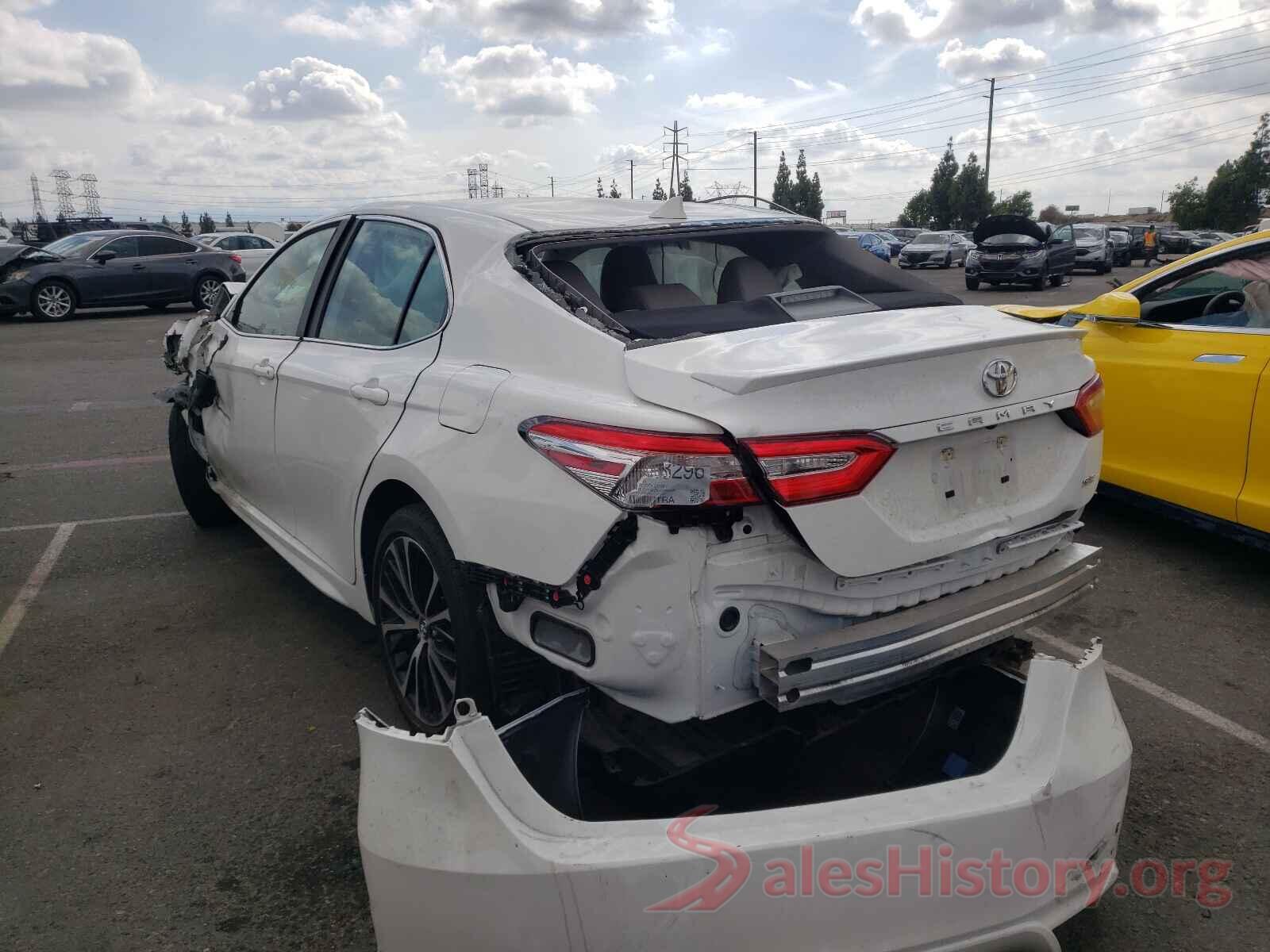 4T1G11AK2LU334444 2020 TOYOTA CAMRY