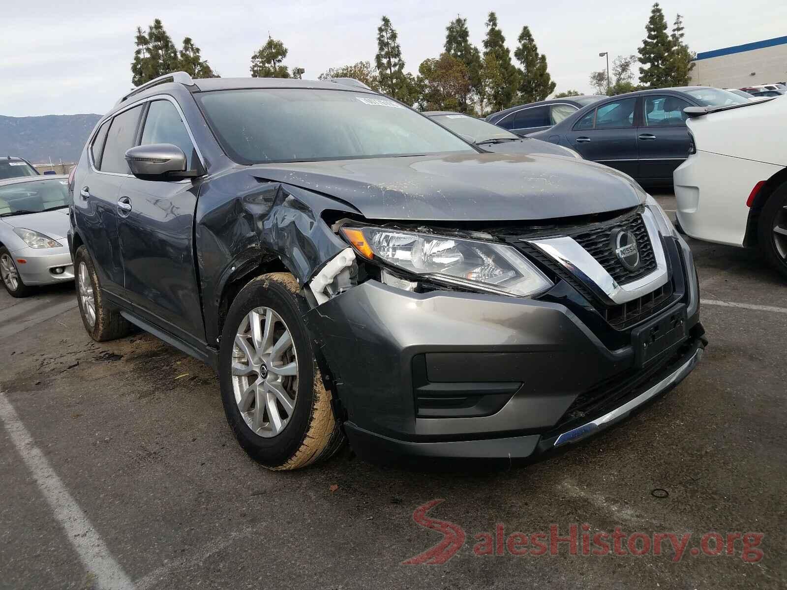 KNMAT2MTXJP596335 2018 NISSAN ROGUE