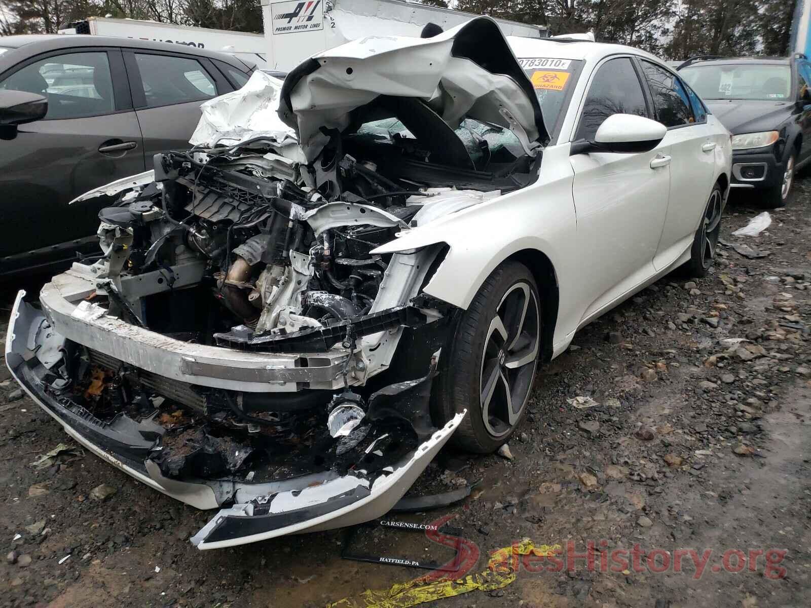 1HGCV2E36JA043106 2018 HONDA ACCORD