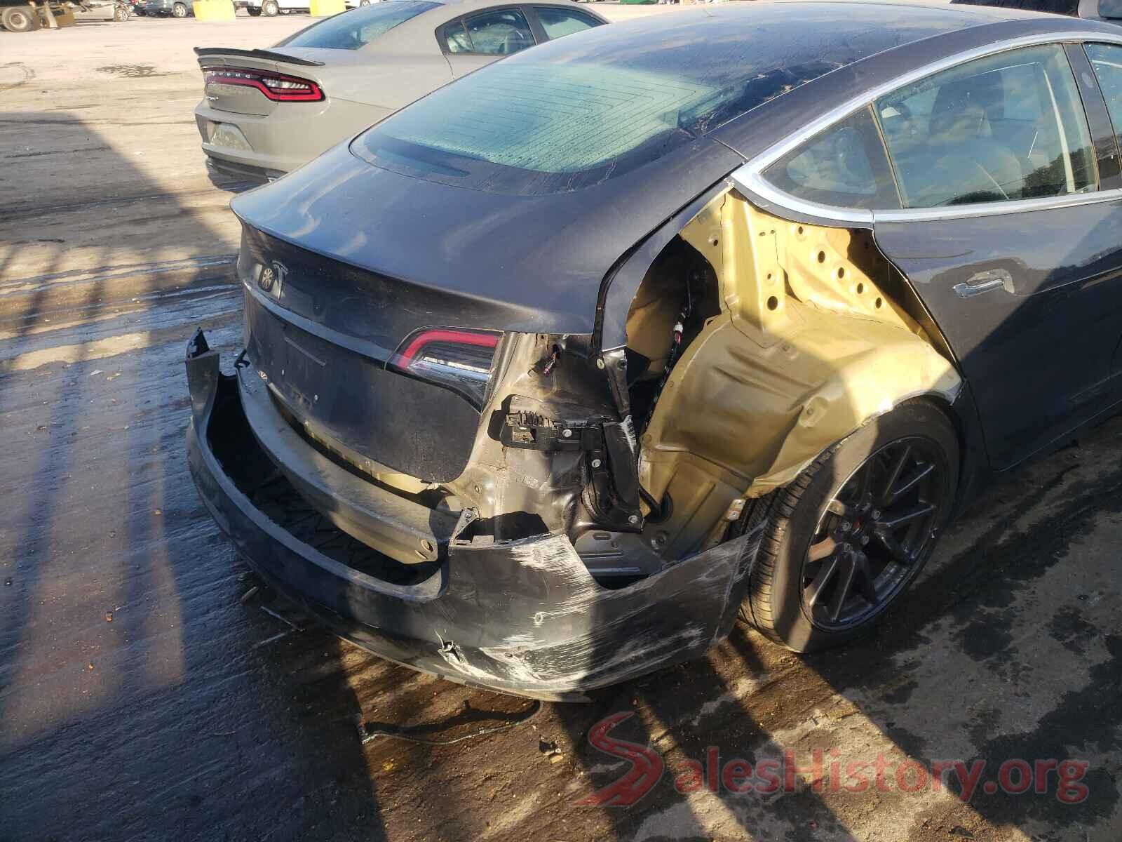 5YJ3E1EA8JF050945 2018 TESLA MODEL 3