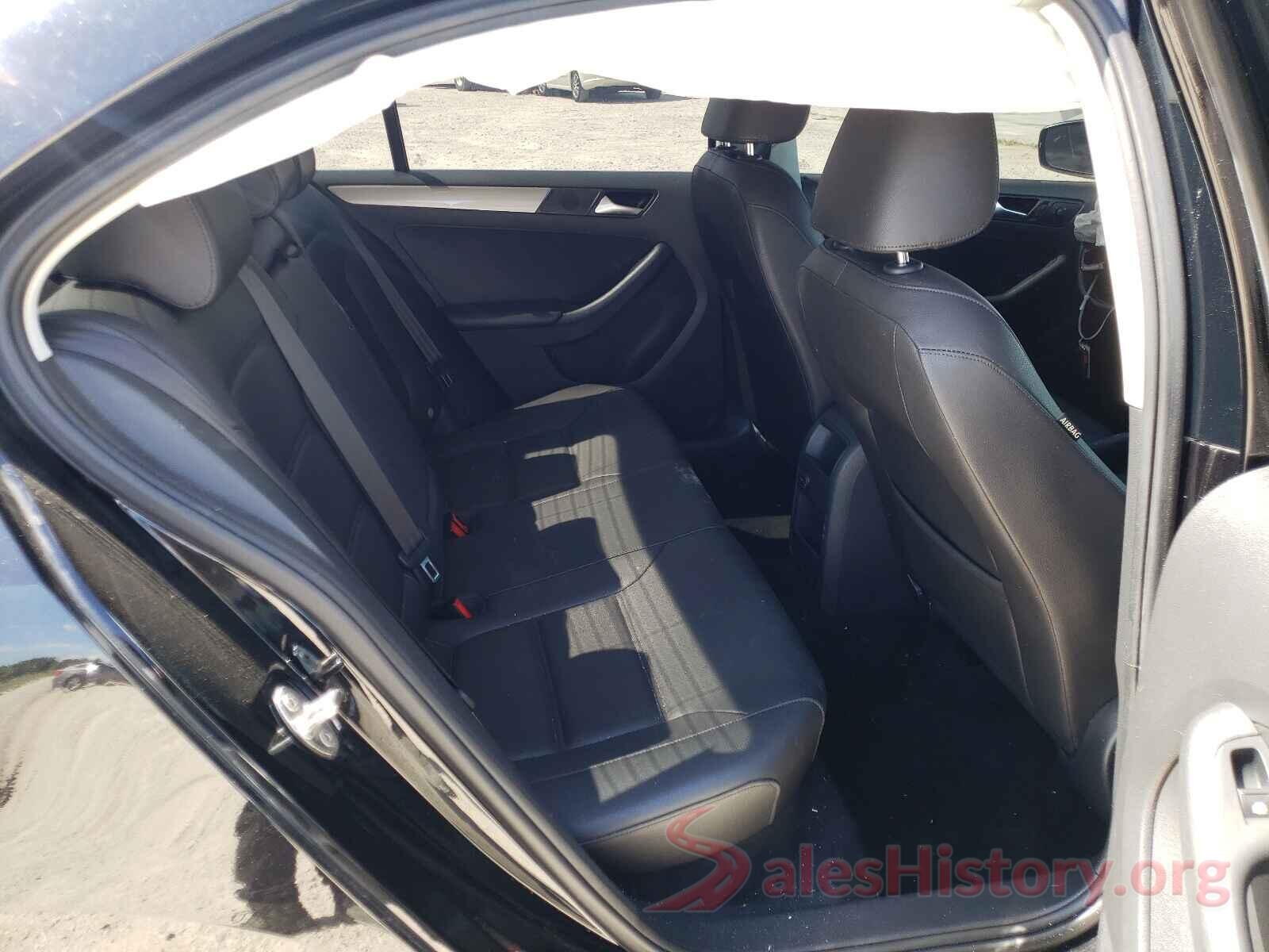 3VWDB7AJ7JM230867 2018 VOLKSWAGEN JETTA