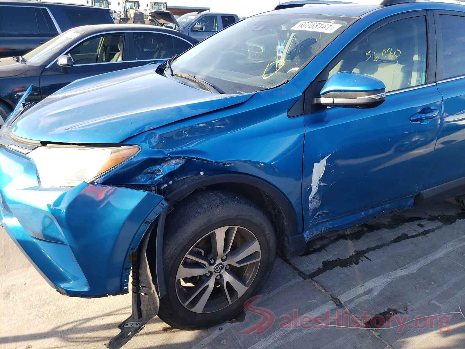 JTMWFREV0JJ156889 2018 TOYOTA RAV4