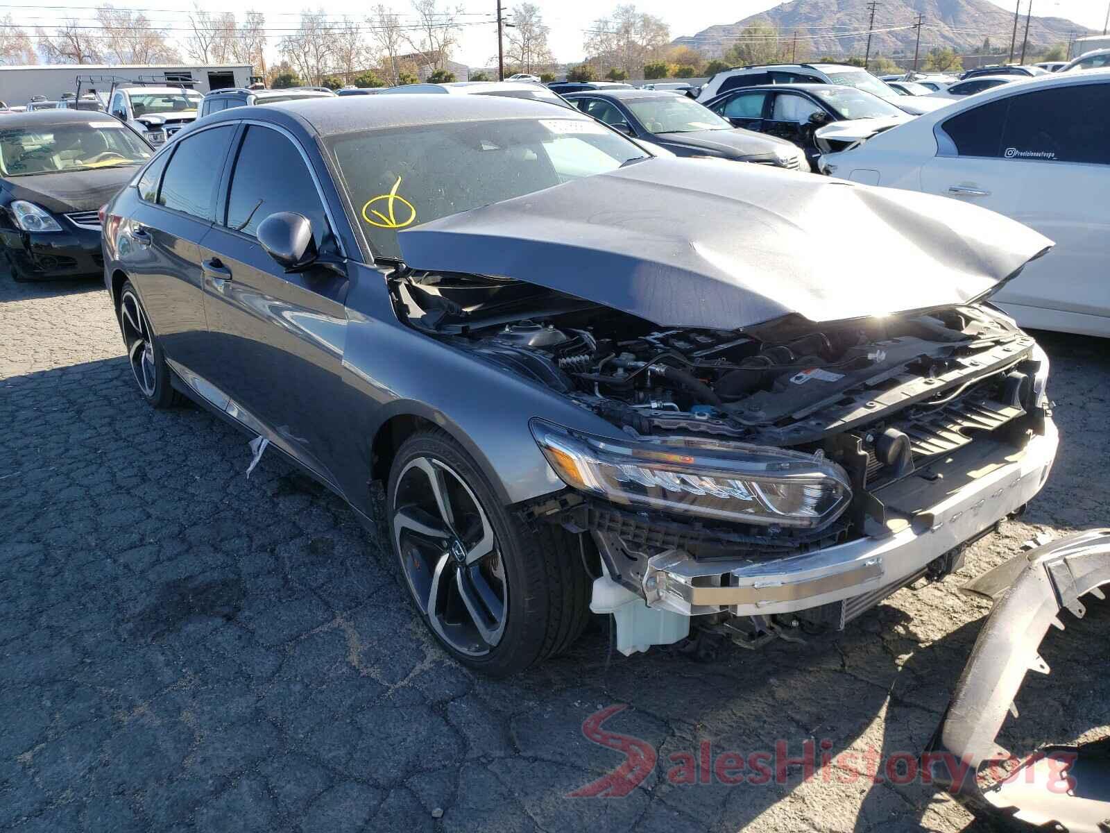 1HGCV1F35JA076882 2018 HONDA ACCORD