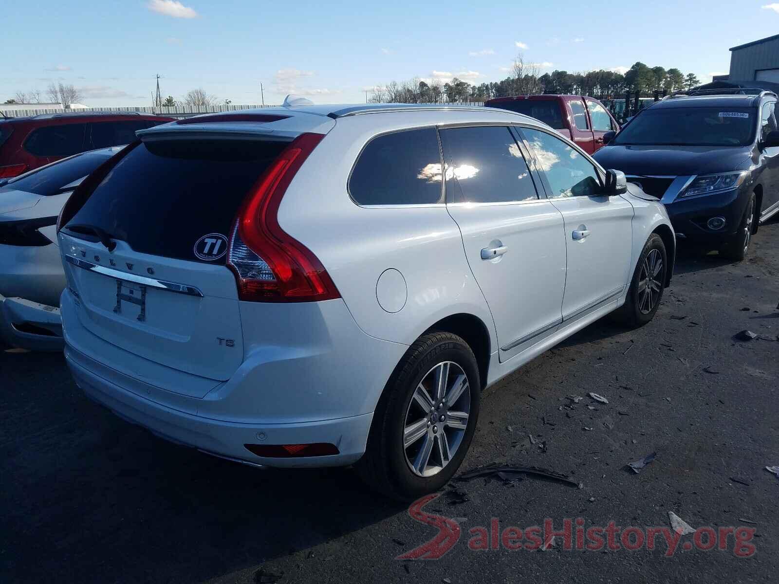 YV440MDU7H2015923 2017 VOLVO XC60