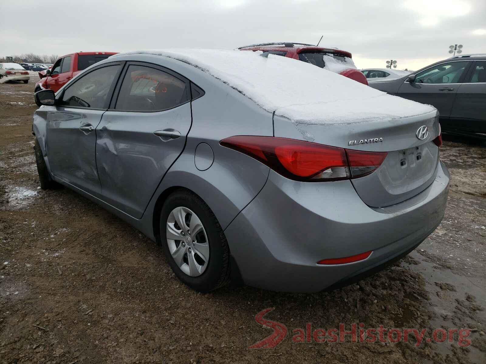 5NPDH4AE0GH777268 2016 HYUNDAI ELANTRA