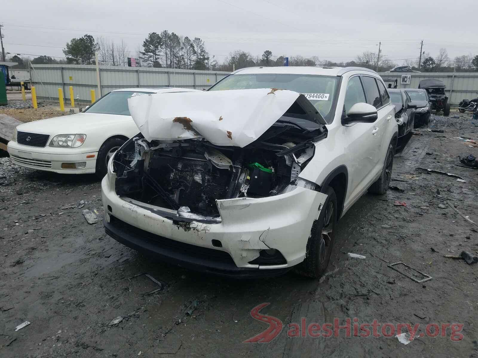 5TDKKRFH3GS122136 2016 TOYOTA HIGHLANDER