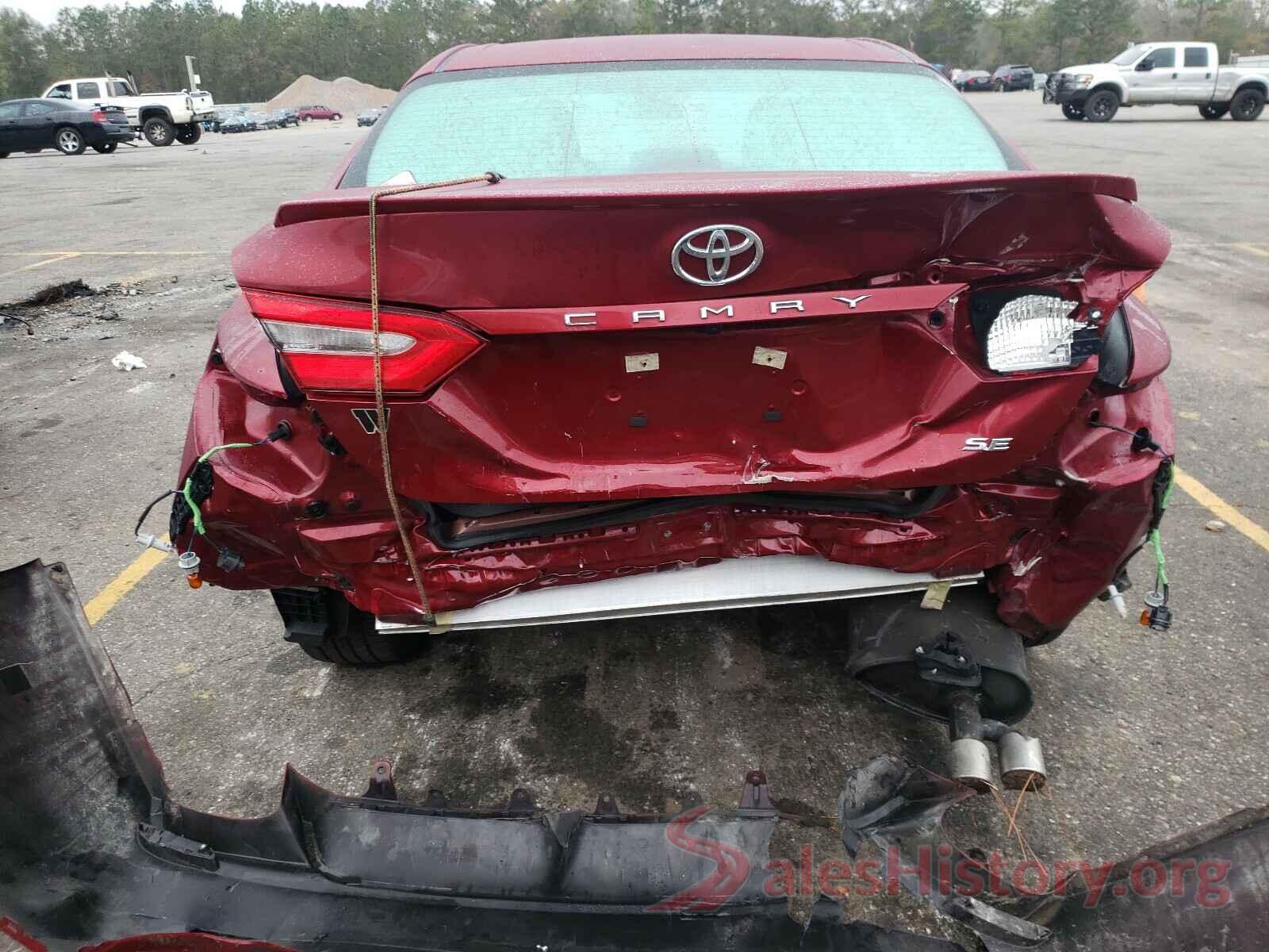 4T1B11HKXJU676656 2018 TOYOTA CAMRY