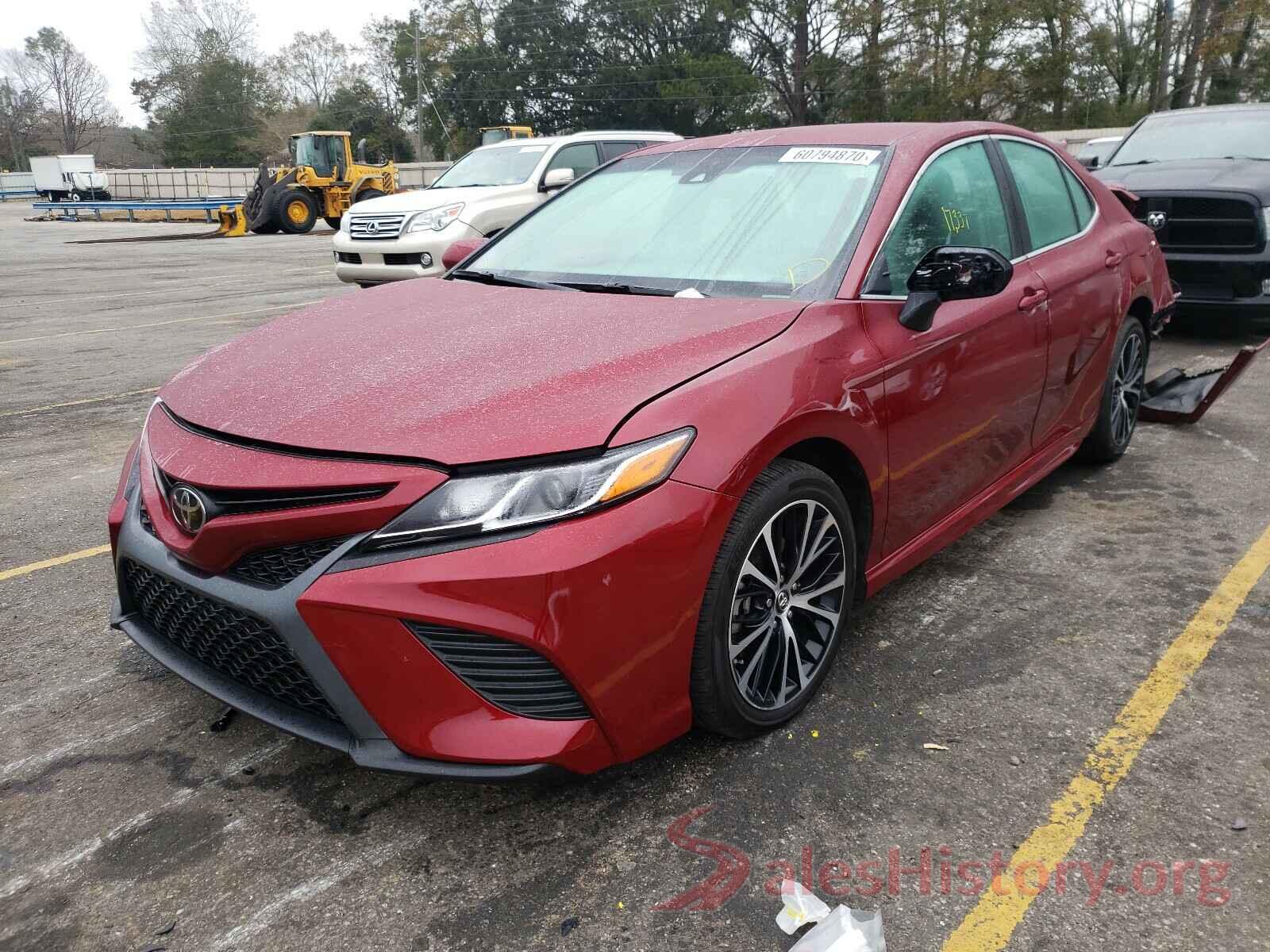 4T1B11HKXJU676656 2018 TOYOTA CAMRY