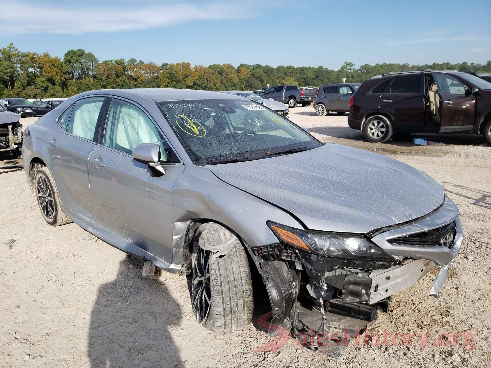 4T1G11AK4MU540463 2021 TOYOTA CAMRY