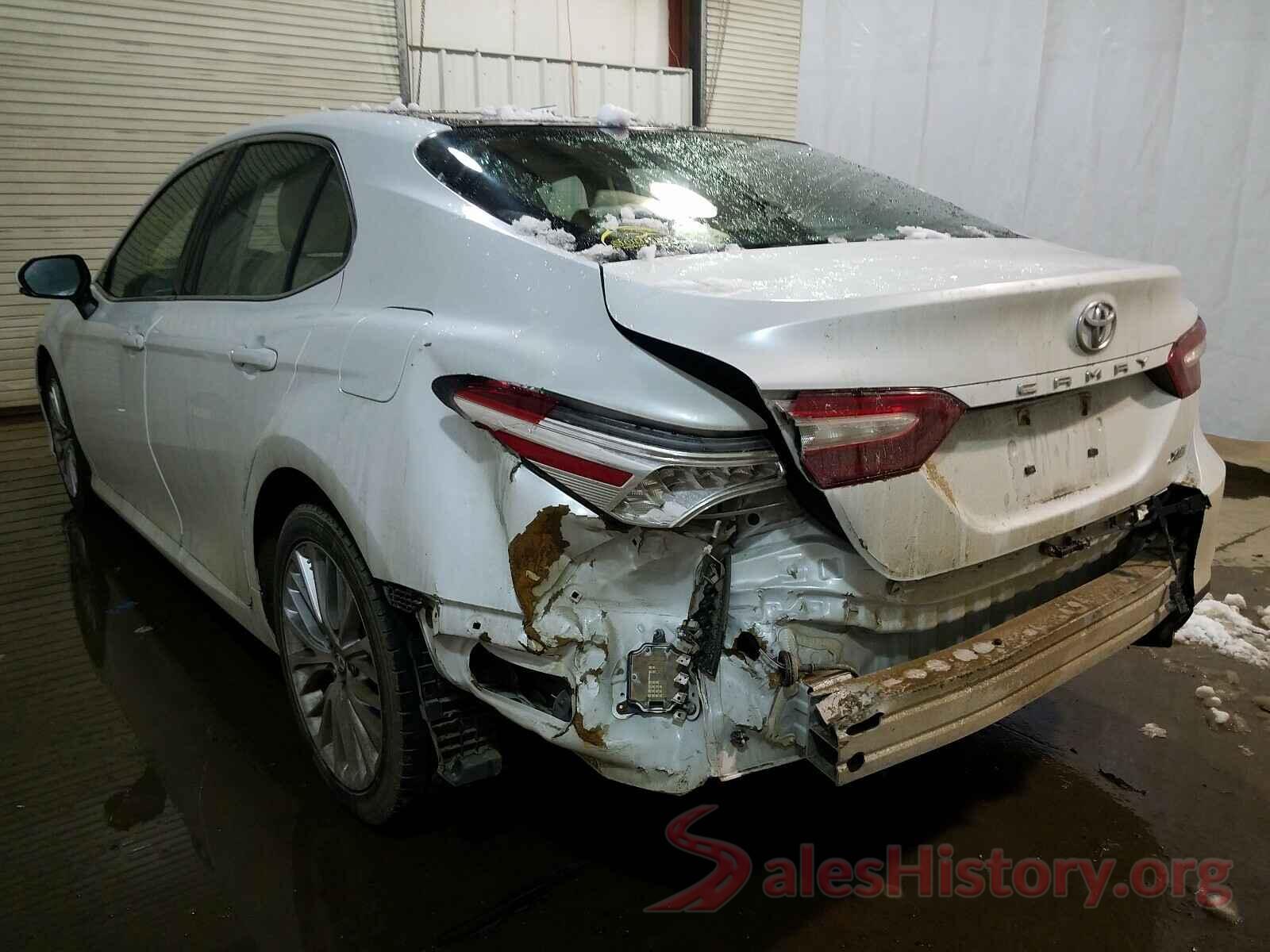 4T1B11HKXJU044353 2018 TOYOTA CAMRY