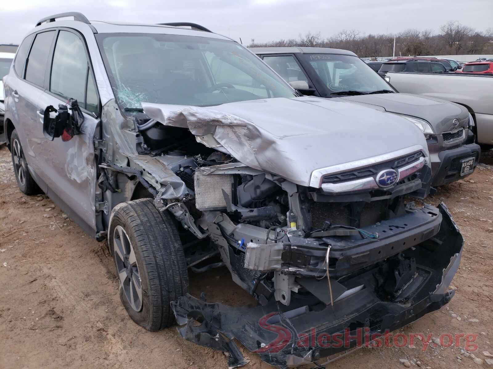 JF2SJAGC6HH483066 2017 SUBARU FORESTER