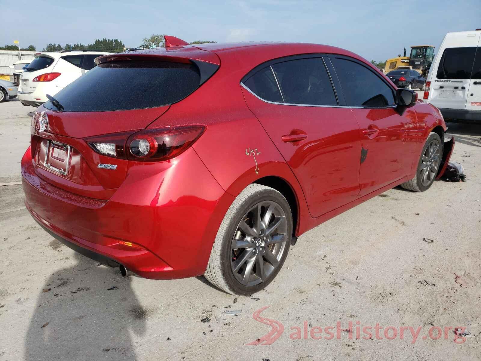 3MZBN1M35JM267456 2018 MAZDA 3