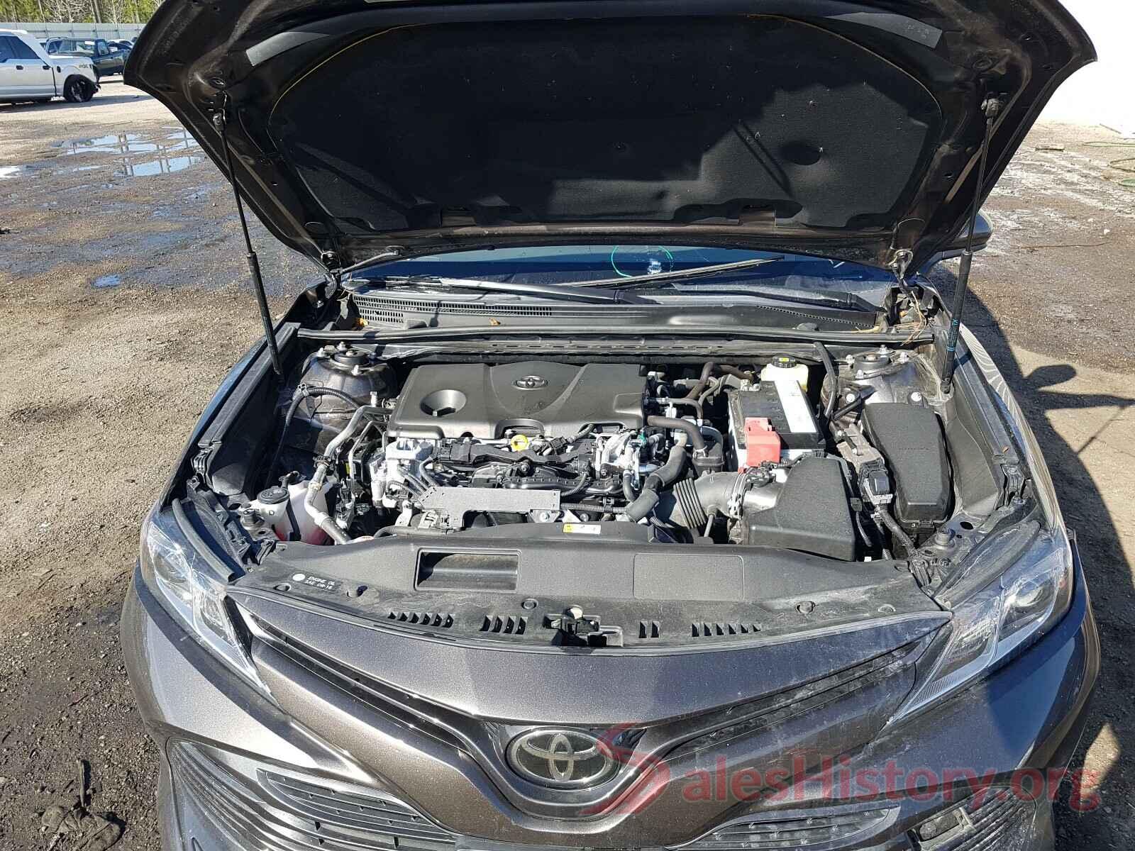 JTNB11HK8J3005363 2018 TOYOTA CAMRY