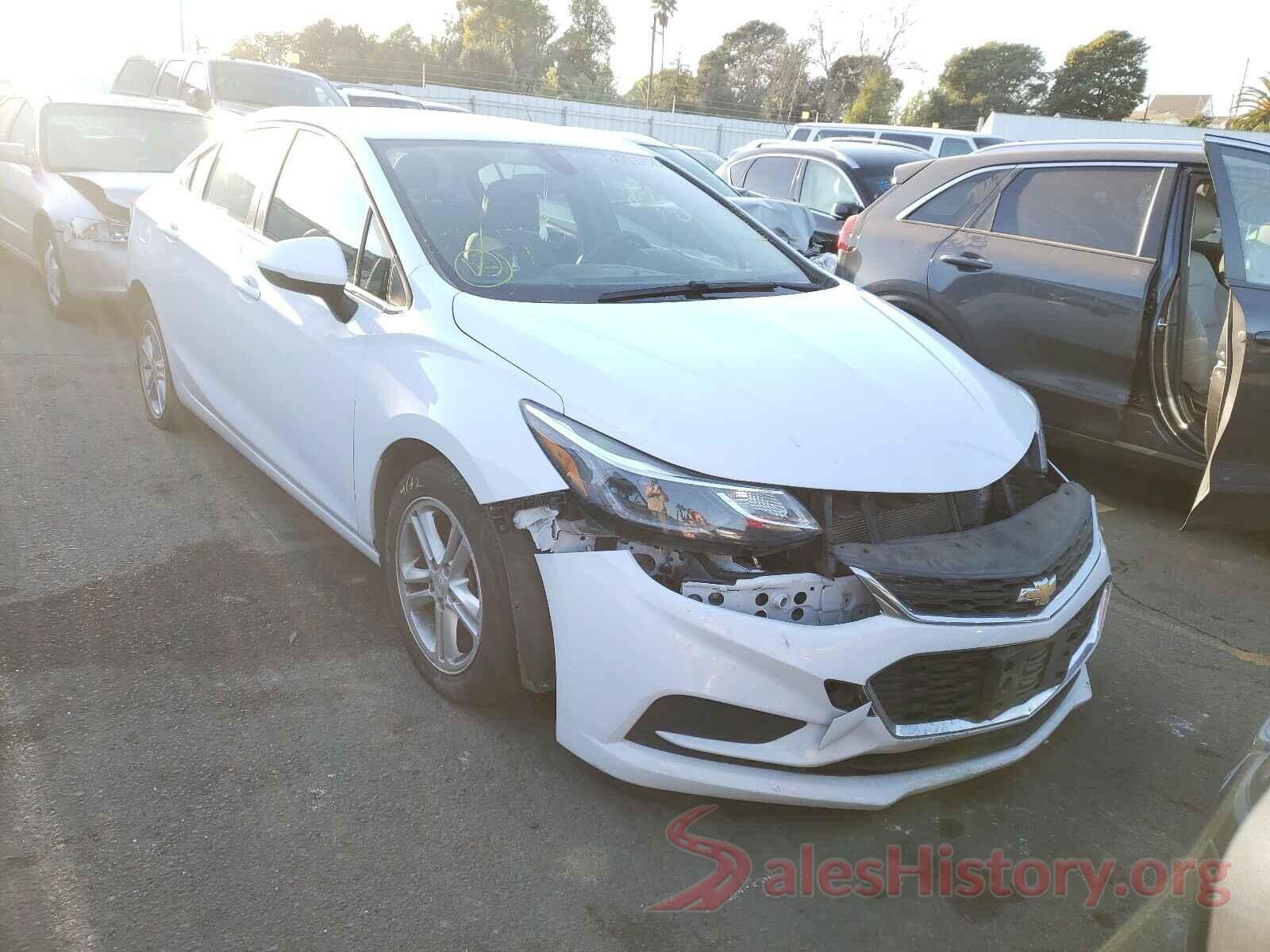 1G1BE5SM0J7111687 2018 CHEVROLET CRUZE