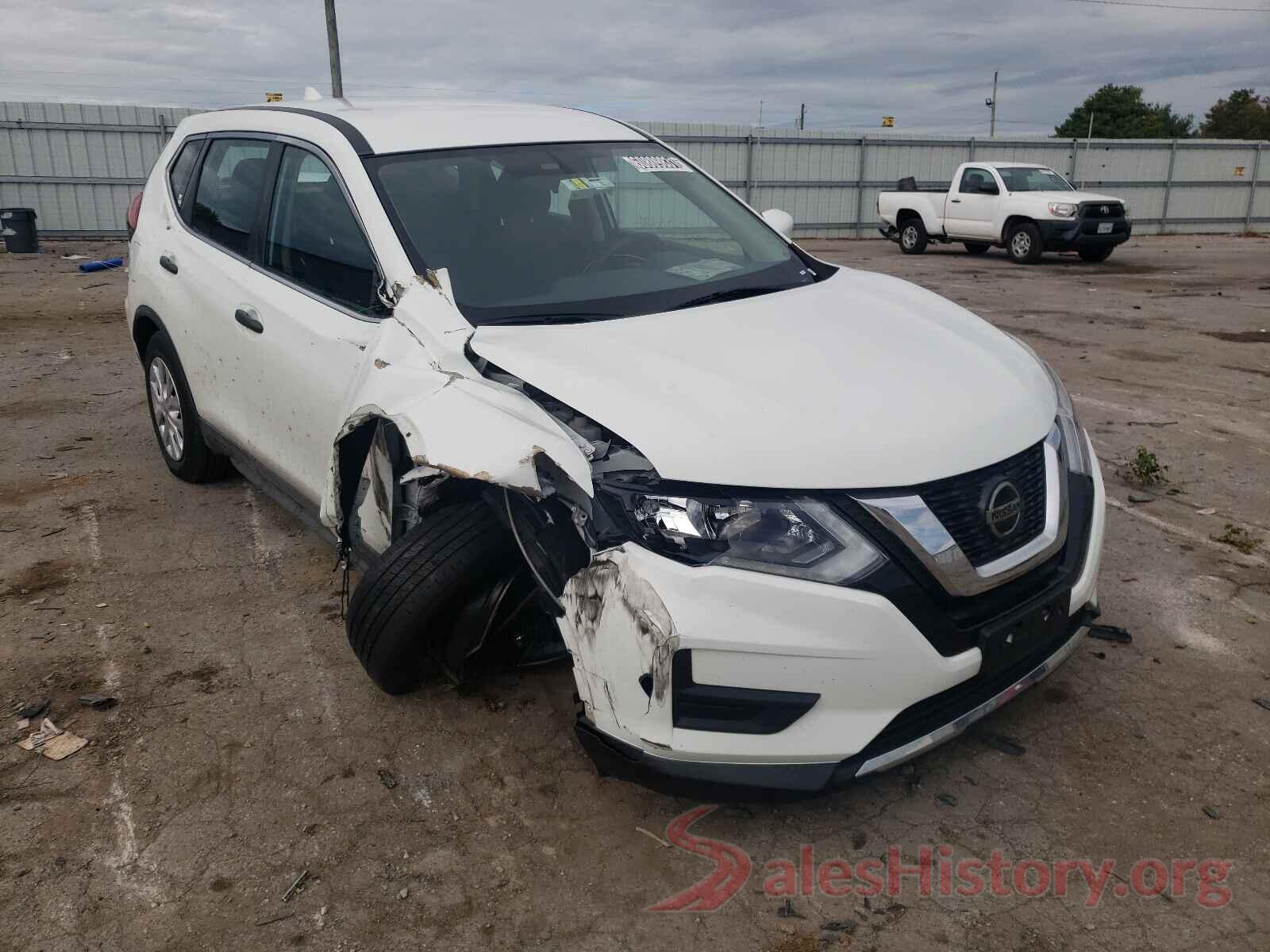 KNMAT2MV9JP547211 2018 NISSAN ROGUE