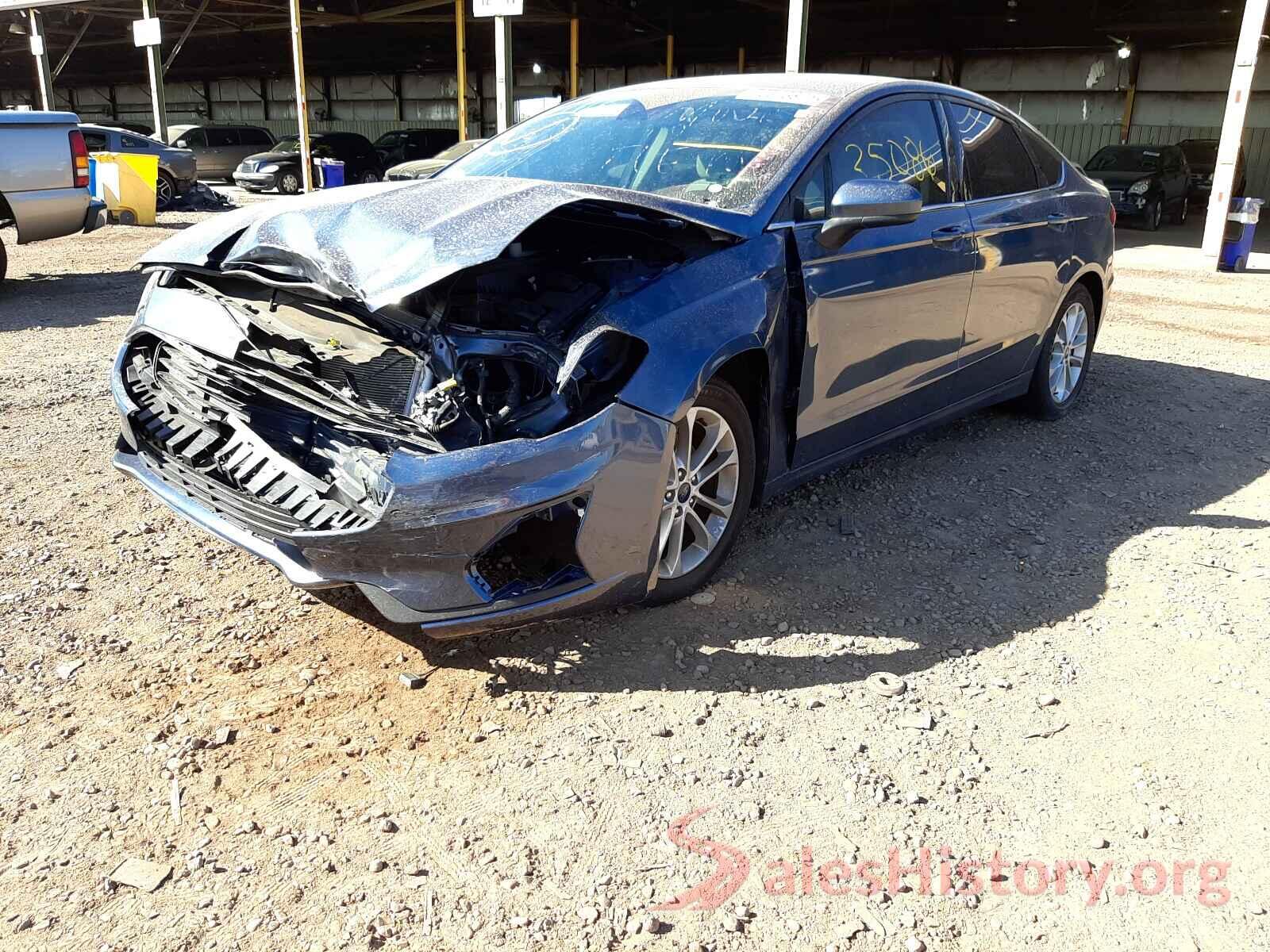 3FA6P0HD8KR203935 2019 FORD FUSION