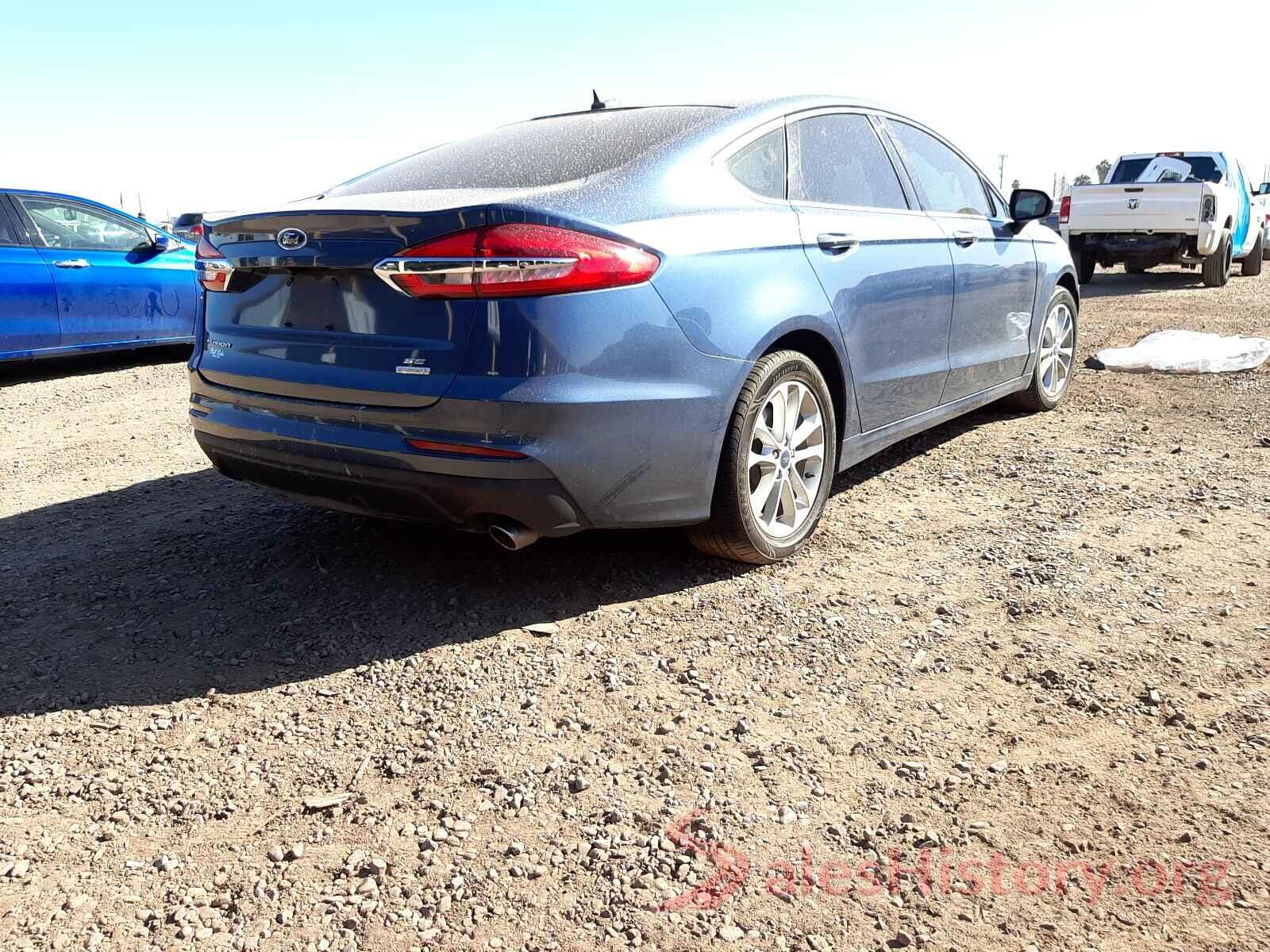 3FA6P0HD8KR203935 2019 FORD FUSION