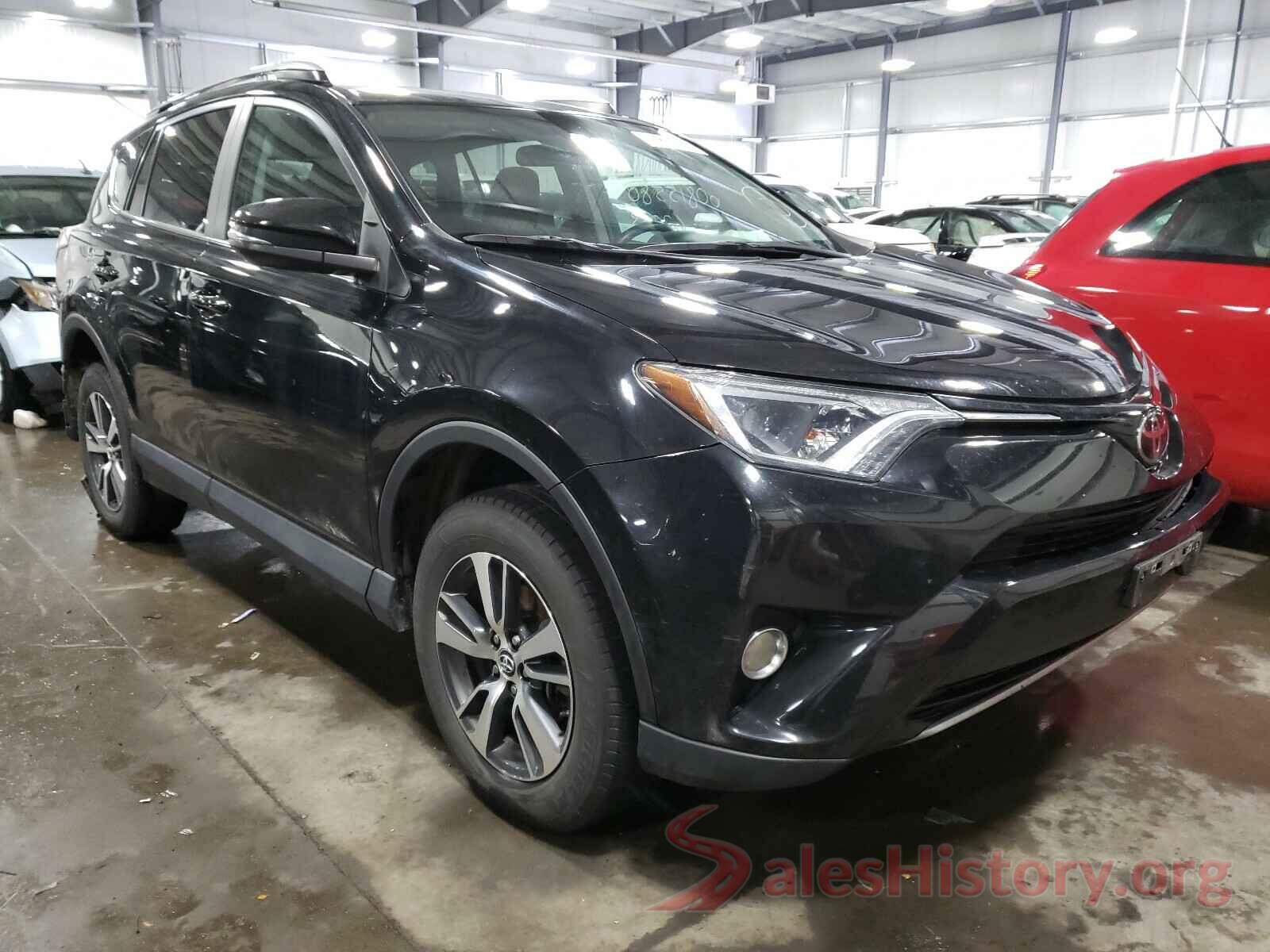 2T3RFREV3JW703345 2018 TOYOTA RAV4