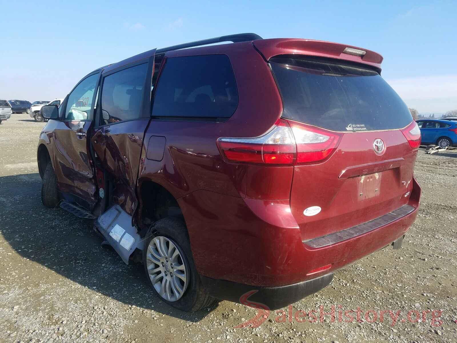 5TDYZ3DC2HS813573 2017 TOYOTA SIENNA