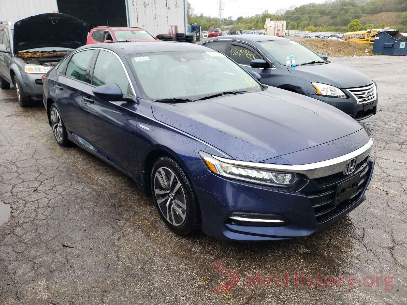 1HGCV3F18JA013740 2018 HONDA ACCORD