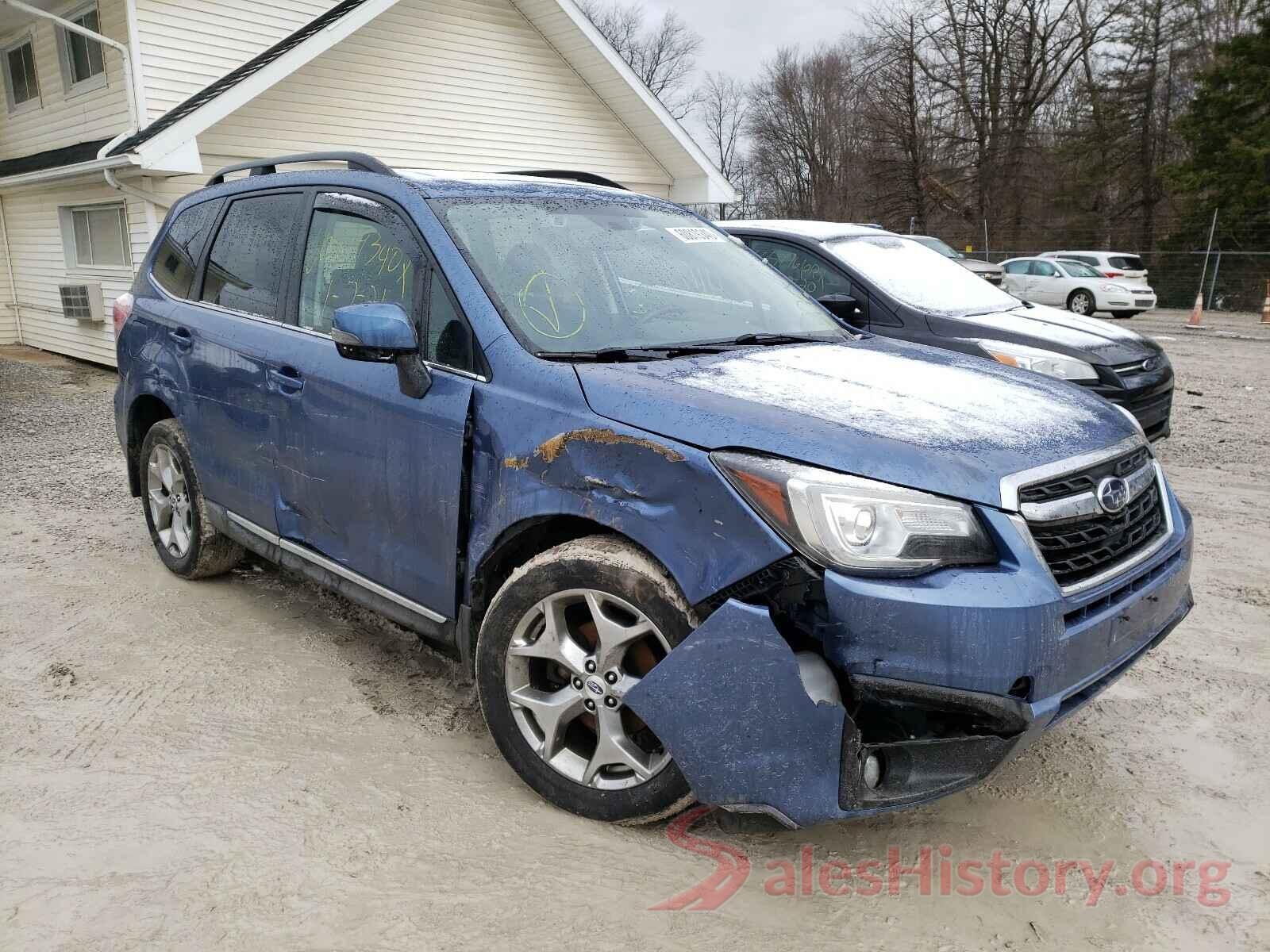 JF2SJAWC3JH612906 2018 SUBARU FORESTER