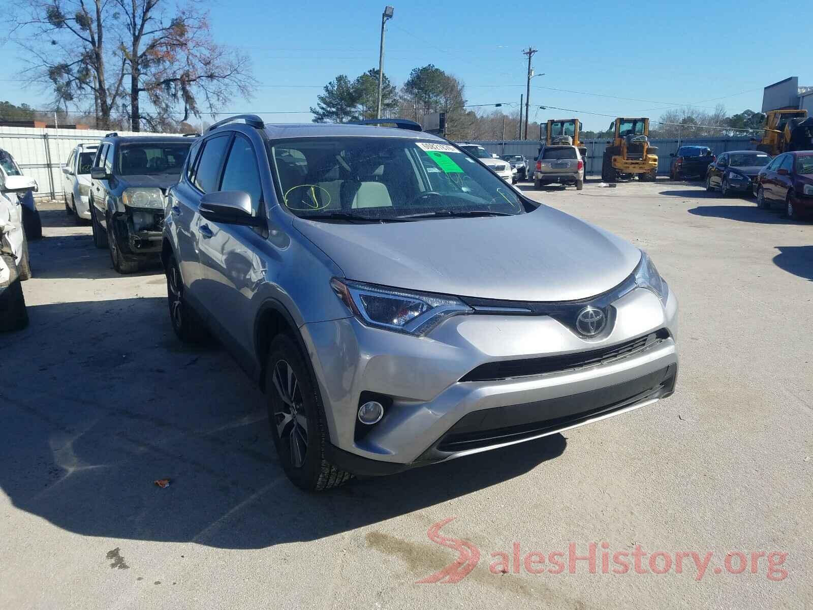 2T3WFREV3JW418602 2018 TOYOTA RAV4