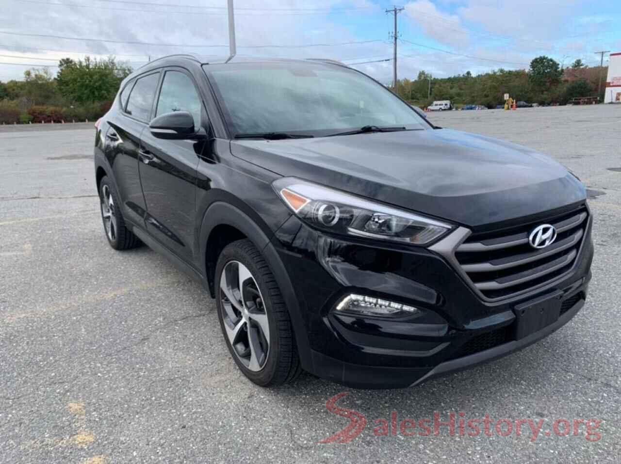 KM8J3CA27GU170724 2016 HYUNDAI TUCSON