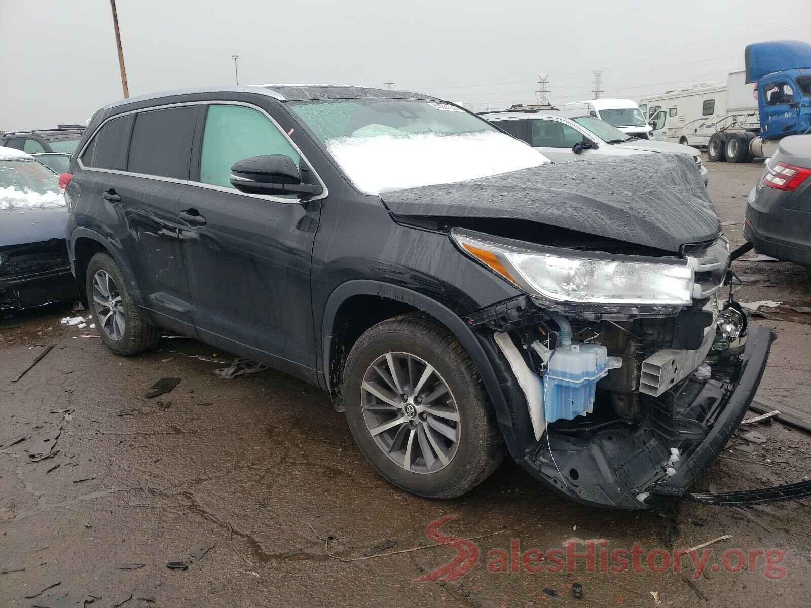 5TDJZRFH3JS540145 2018 TOYOTA HIGHLANDER