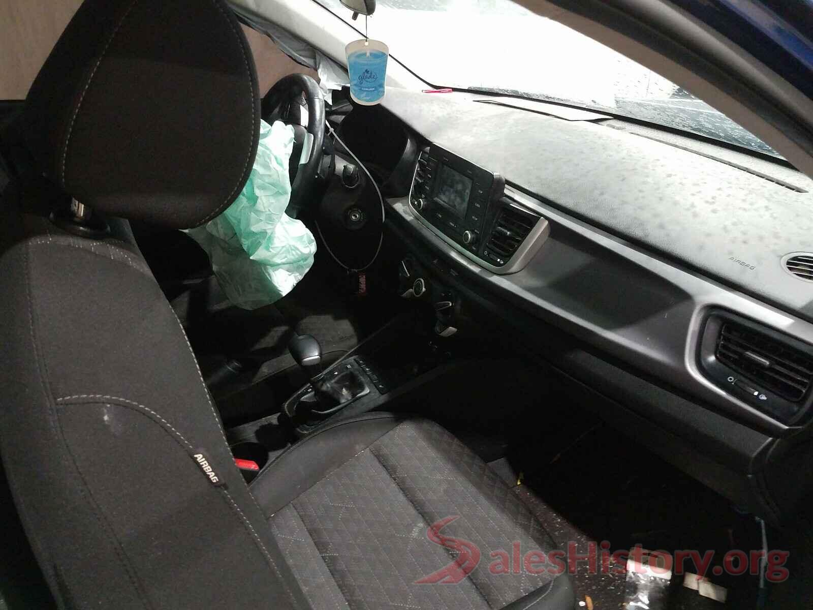 3KPA24AB8JE128209 2018 KIA RIO