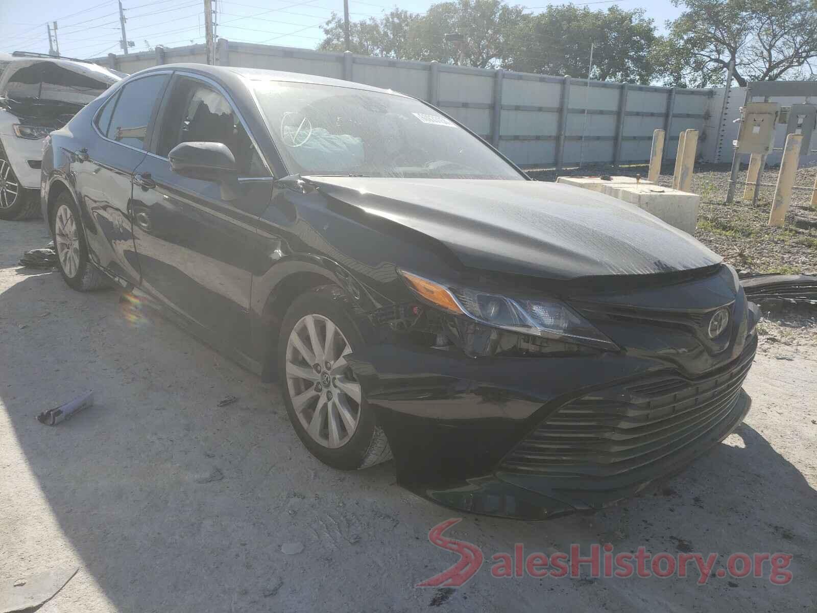 4T1B11HK4KU712729 2019 TOYOTA CAMRY